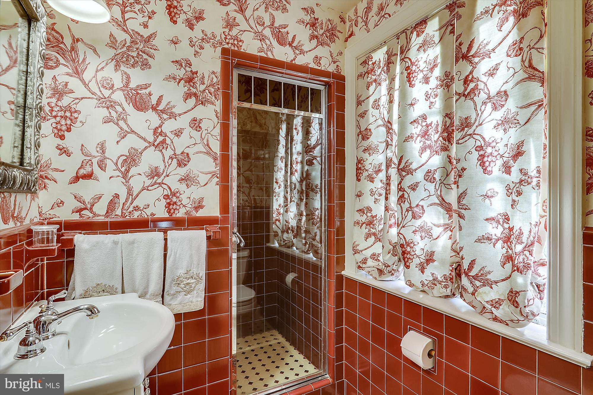 5620 Lambeth Road Bethesda, MD 20814 - Photo 21 of 67 Gallery Image 21