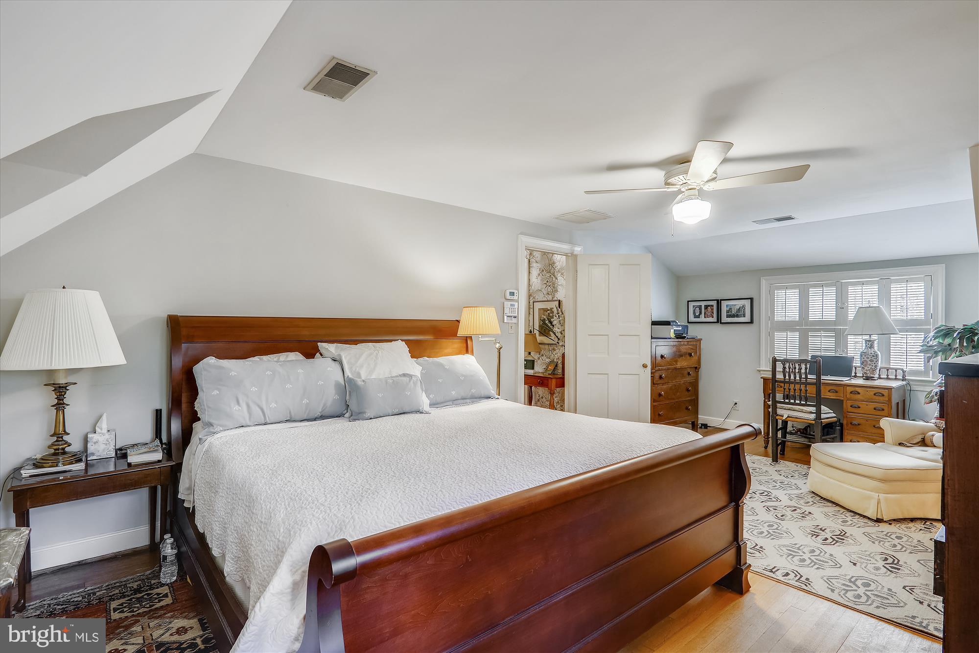 5620 Lambeth Road Bethesda, MD 20814 - Photo 34 of 67 Gallery Image 34