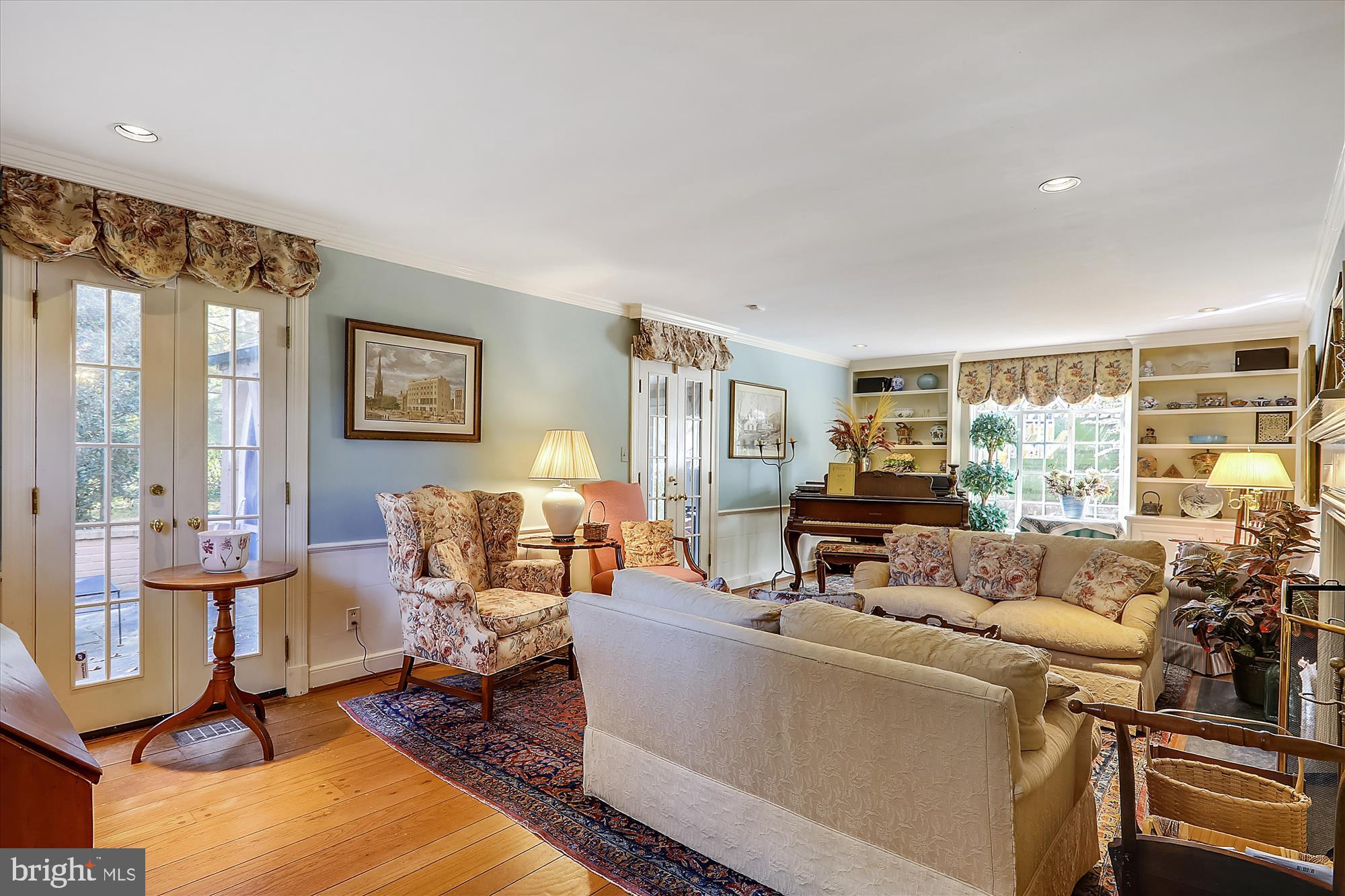 5620 Lambeth Road Bethesda, MD 20814 - Photo 4 of 67 Gallery Image 4
