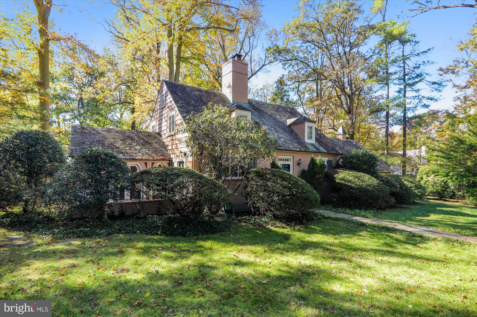5620 Lambeth Road Bethesda, MD 20814 - Photo 56 of 67 Gallery Image 56