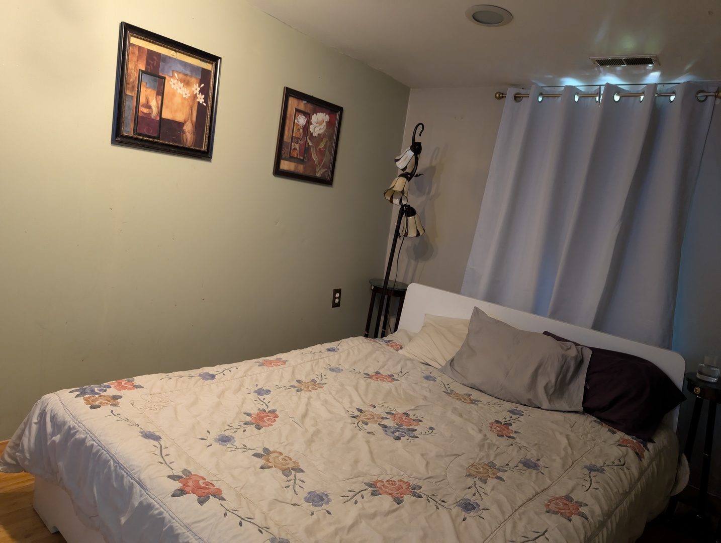 3233 South Morgan Street Chicago, IL 60608 - Photo 5 of 14 a bedroom with a bed and a window