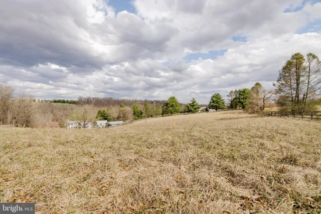 $700,000 | 1568 Deer Creek Road, New Freedom, PA 17349