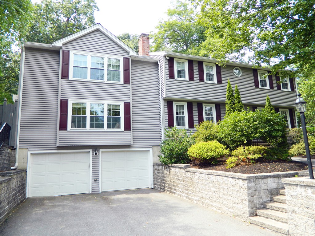 62 Rolling Ridge Lane Methuen, MA 01844 - Photo 1 of 30 Gallery Image 1