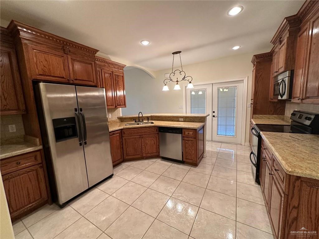 2302 Hitching Post Boulevard Harlingen, TX 78552 - Photo 10 of 27