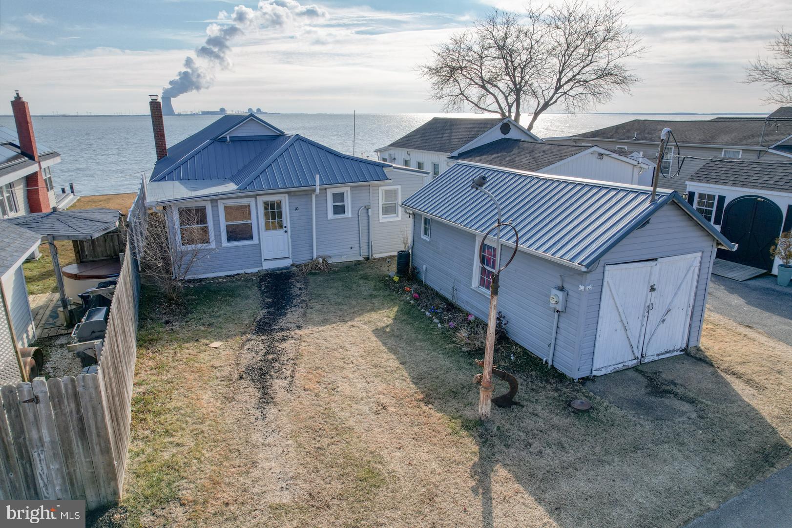 Charming Bayfront Bungalow