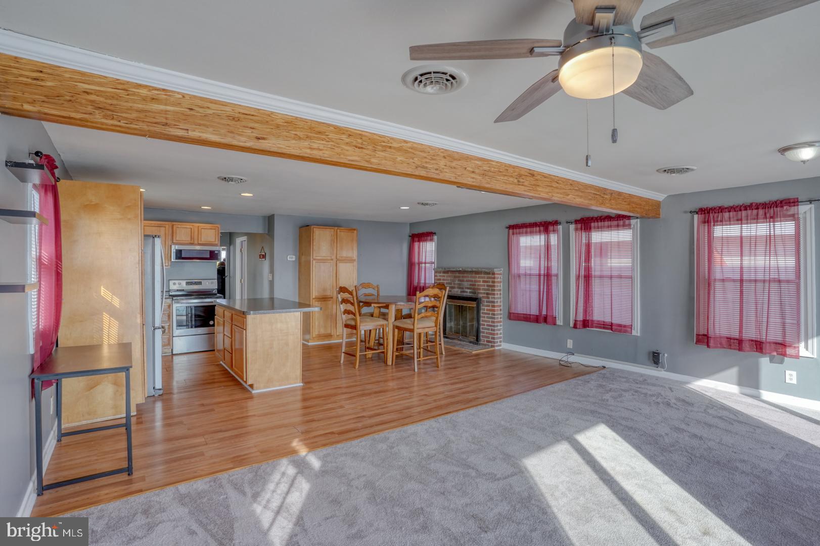 10 South New Road Middletown, DE 19709 - Photo 23 of 42 Kitchen and Dining Room