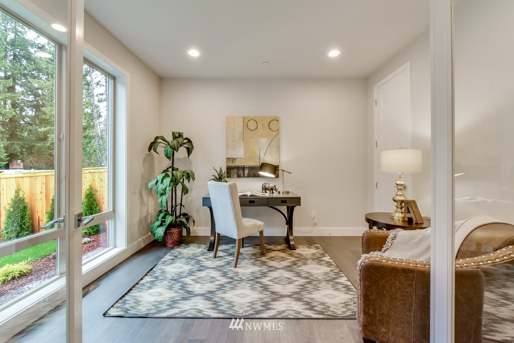 9905 Northeast 200th Street Bothell, WA 98011 - Photo 14 of 25 Gallery Image 14