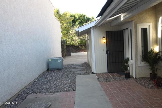 $3,000 | 941 Mobil Avenue, Camarillo, CA 93010