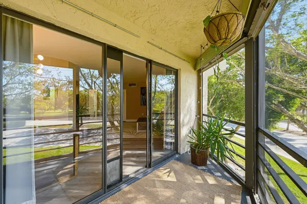 $179,000 | 6755 West Broward Boulevard, Unit 304, Plantation, FL 33317