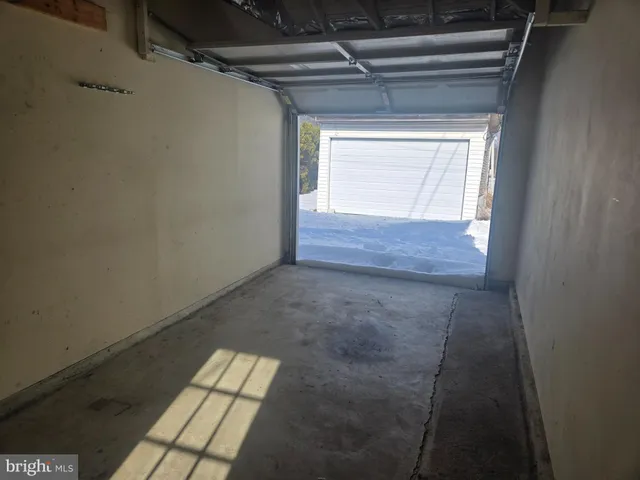 $100 | 115 Diamond Street, Unit GARAGE, Reading, PA 19607