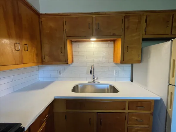 $999 | 3106 Duval Street, Unit 307, Austin, TX 78705