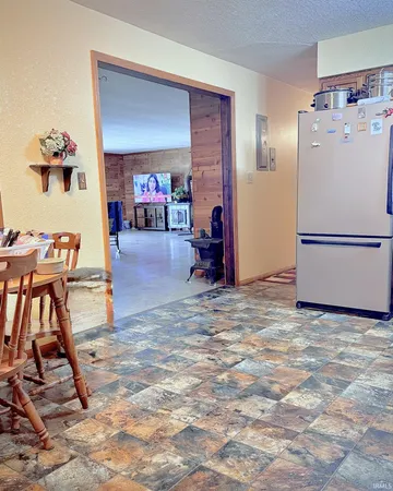 $300,000 | 2770 East 300 North, Bluffton, IN 46714