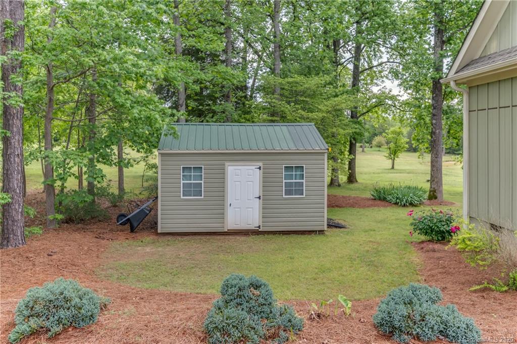 1174 Hooper Creek Road Tryon, NC 28782 - Photo 5 of 33