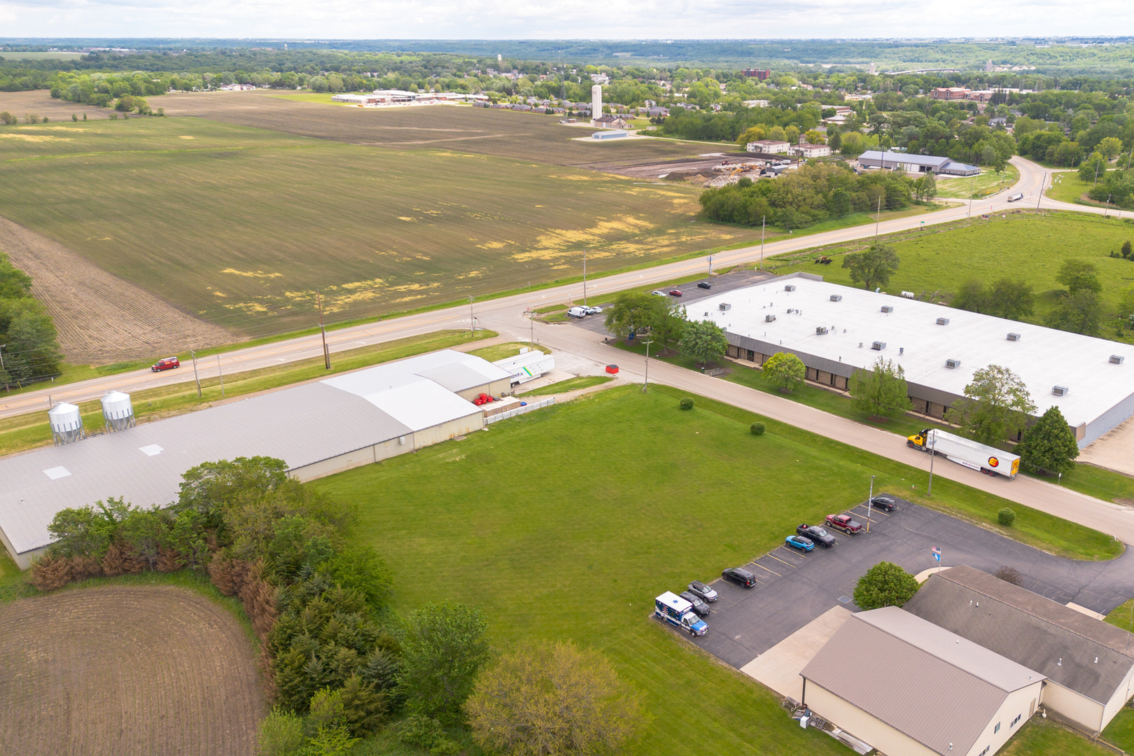 2 Wolfer Industrial Park Spring Valley, IL 61362 - Photo 5 of 8 an aerial view of a house with a lake view