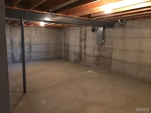 $1,800 | 411 Split Rail Drive, Wright City, MO 63390