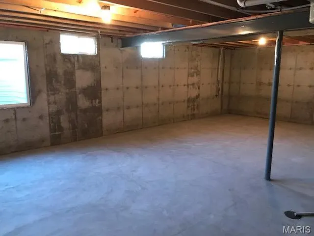 $1,800 | 411 Split Rail Drive, Wright City, MO 63390