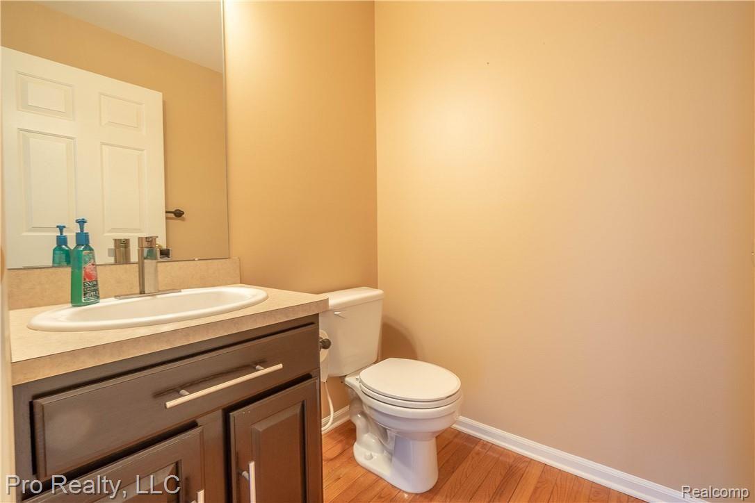 410 Cherry Grove Road Canton, MI 48188 - Photo 13 of 42 DSC00606-HDR.jpg