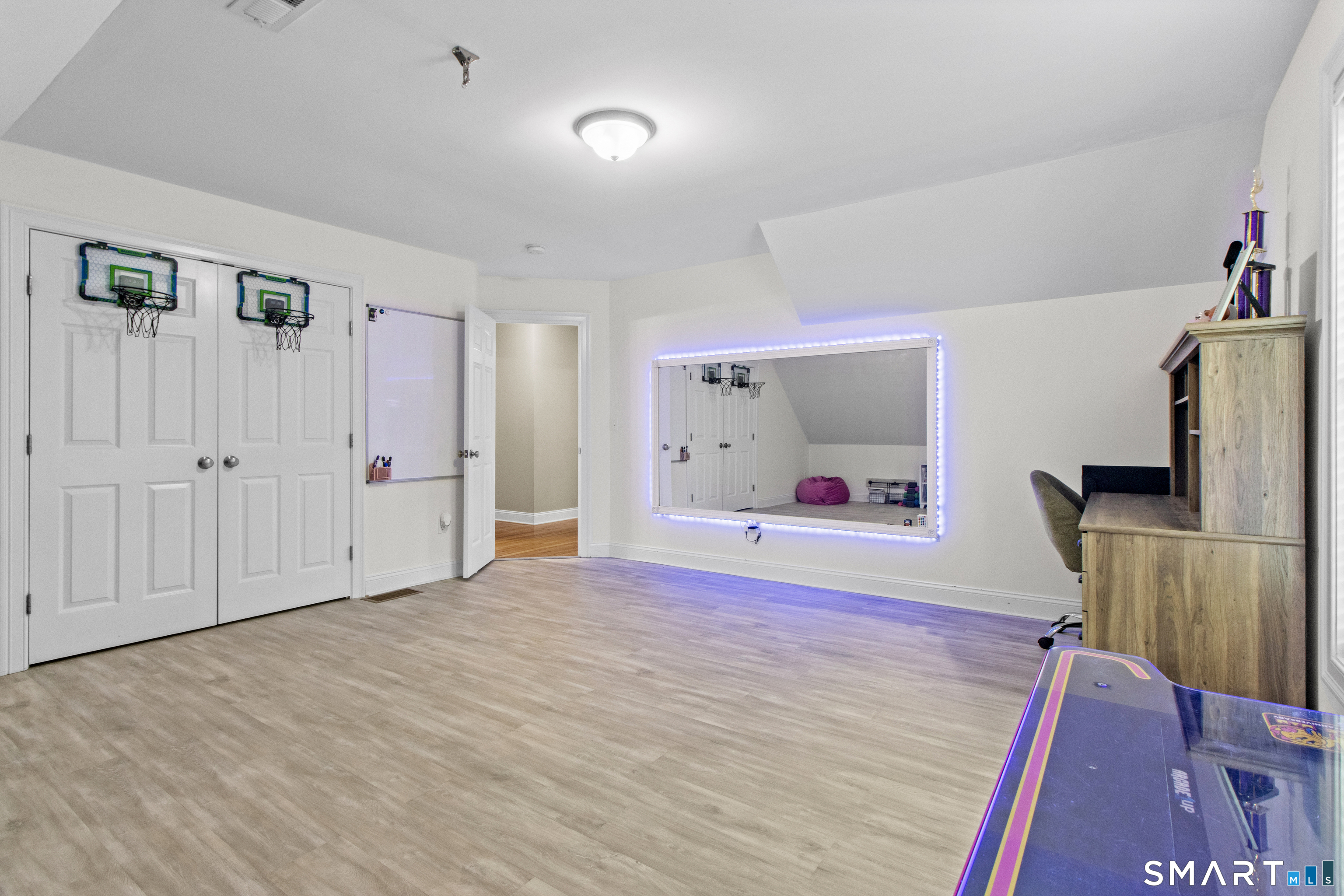 117 B Newgate Road Oxford, CT 06478 - Photo 19 of 22