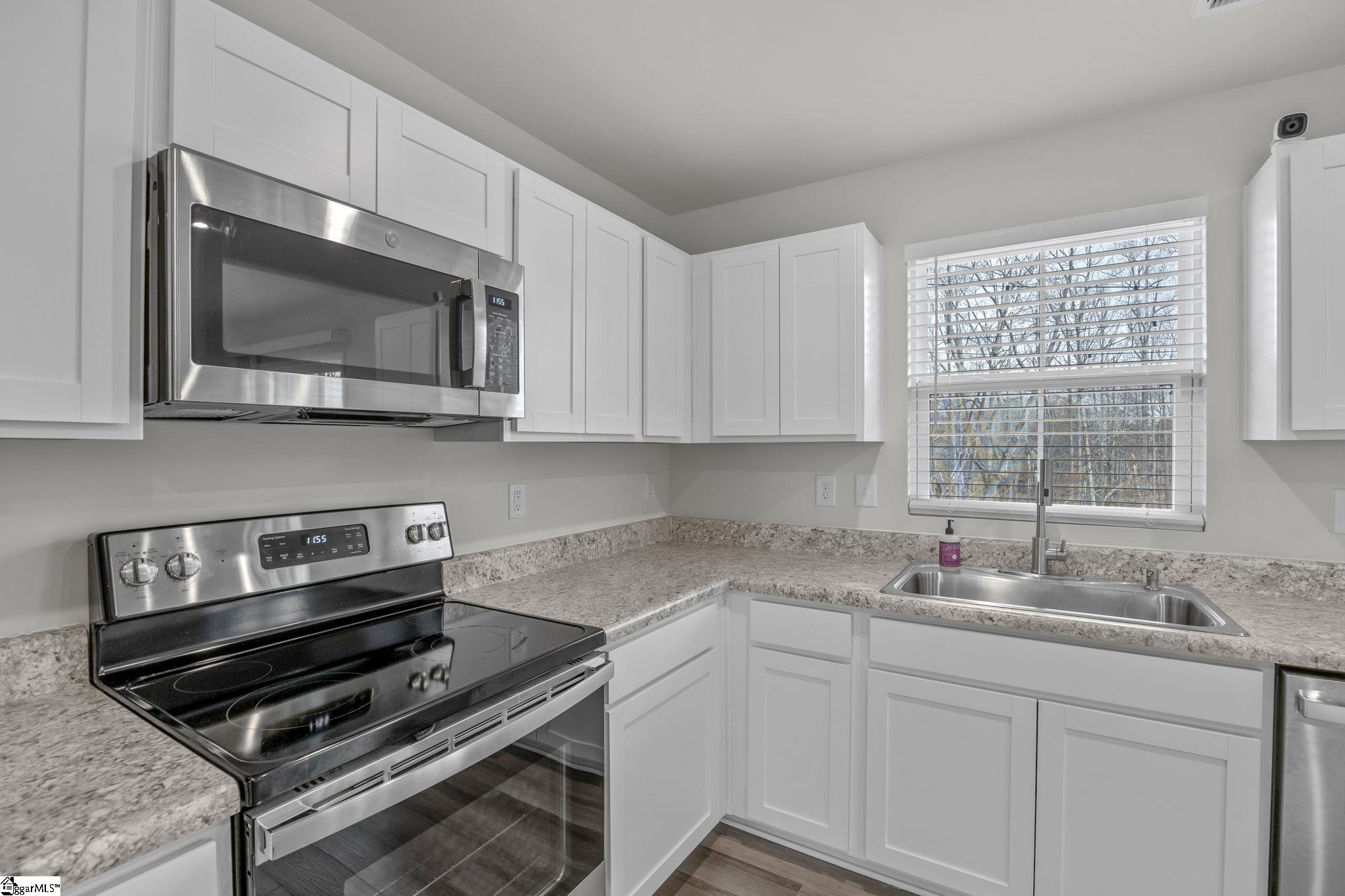 220 Juglans Way Greer, SC 29651 - Photo 11 of 37