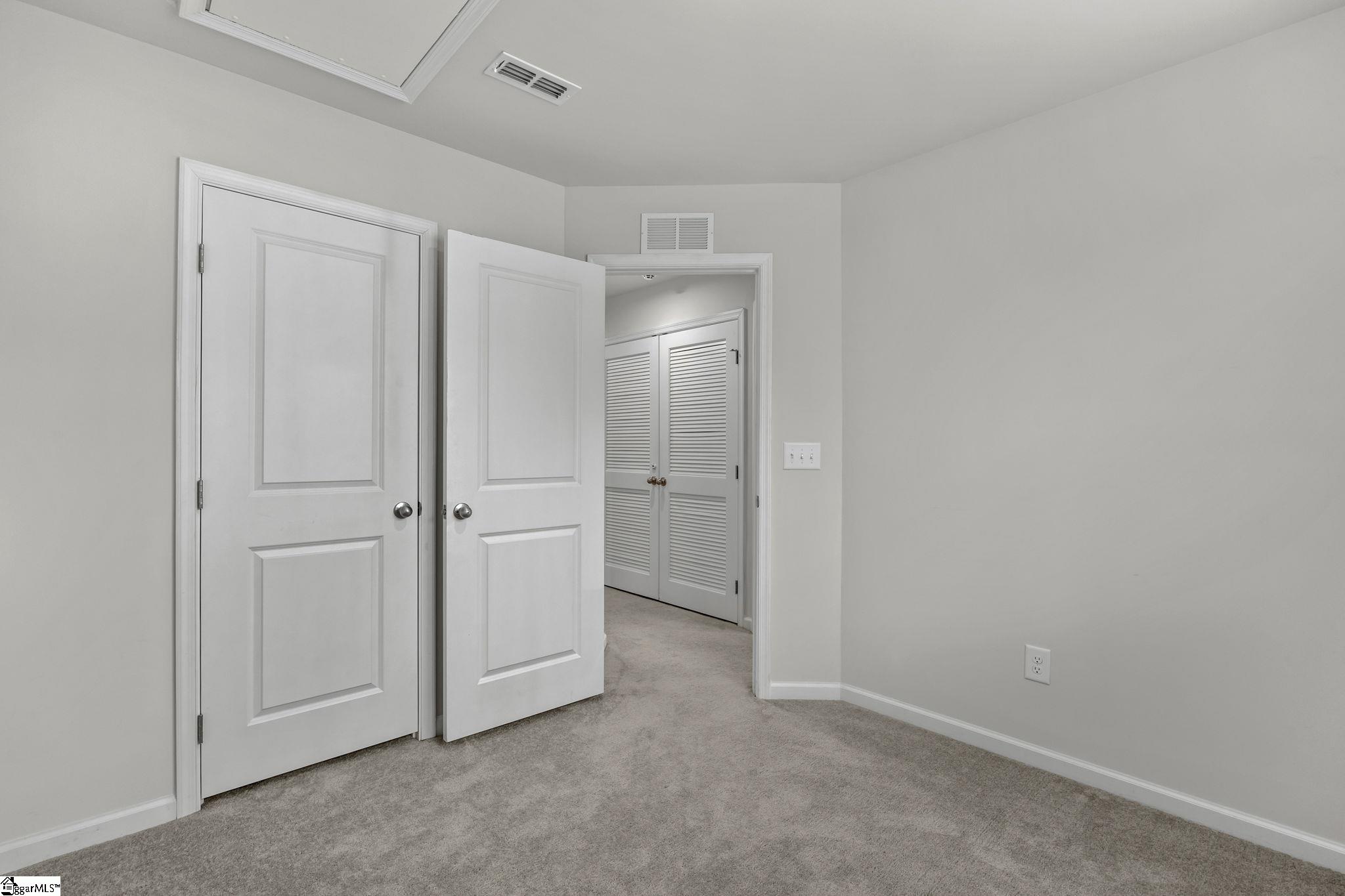 220 Juglans Way Greer, SC 29651 - Photo 25 of 37