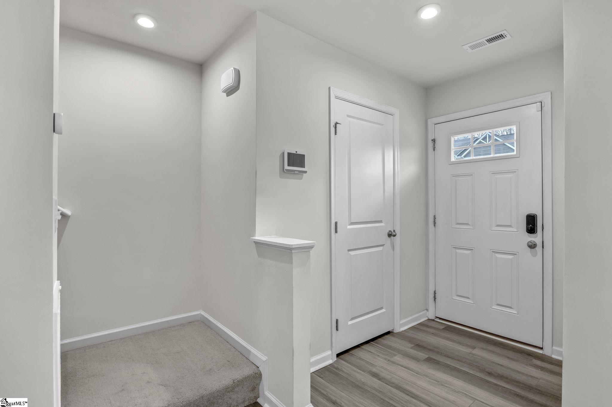 220 Juglans Way Greer, SC 29651 - Photo 6 of 37