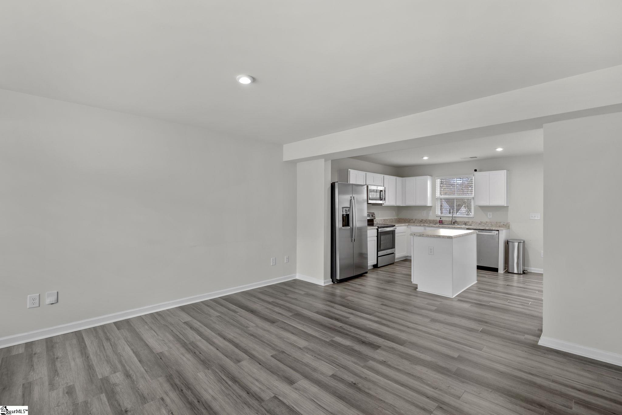 220 Juglans Way Greer, SC 29651 - Photo 7 of 37