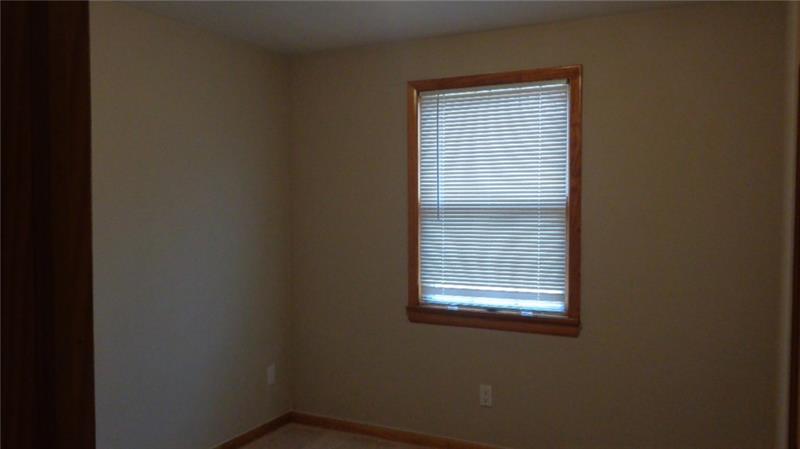 1417 Airport Road Vandergrift, PA 15690 - Photo 13 of 15