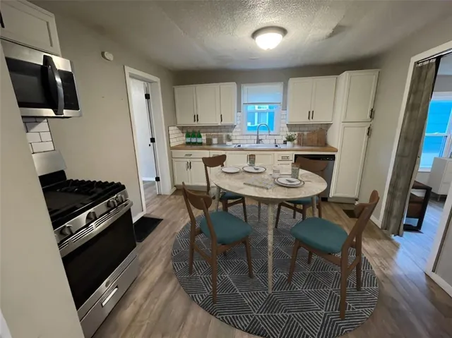 $79,900 | 805 South Hardy Avenue, Independence, MO 64053