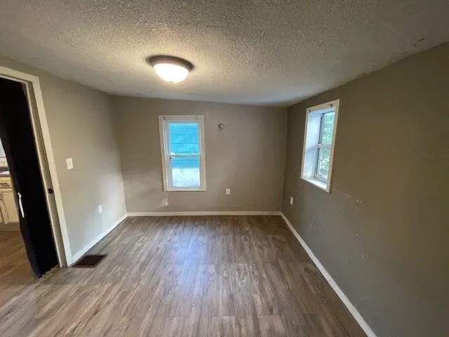 $79,900 | 805 South Hardy Avenue, Independence, MO 64053