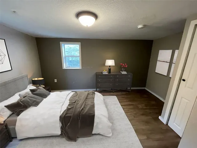 $79,900 | 805 South Hardy Avenue, Independence, MO 64053