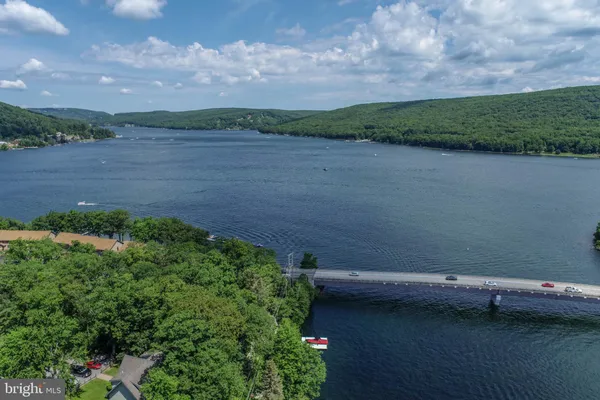 $749,000 | 130 Timberloft Circle, Unit 14, Oakland, MD 21550