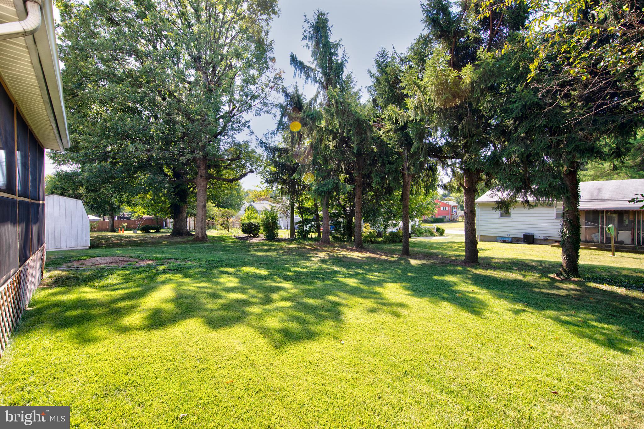 6119 Deerbrook Road Baltimore, MD 21228 - Photo 26 of 28 Spacious backyard