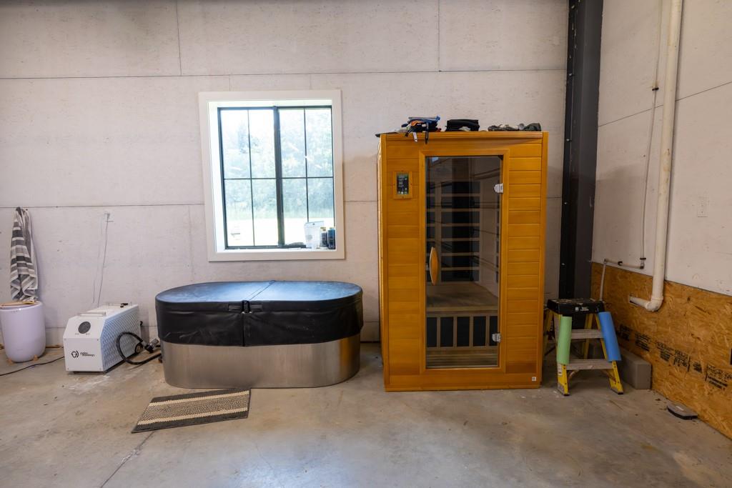 8937 Westlake Road Meriden, KS 66512 - Photo 65 of 96 Gallery Image 65