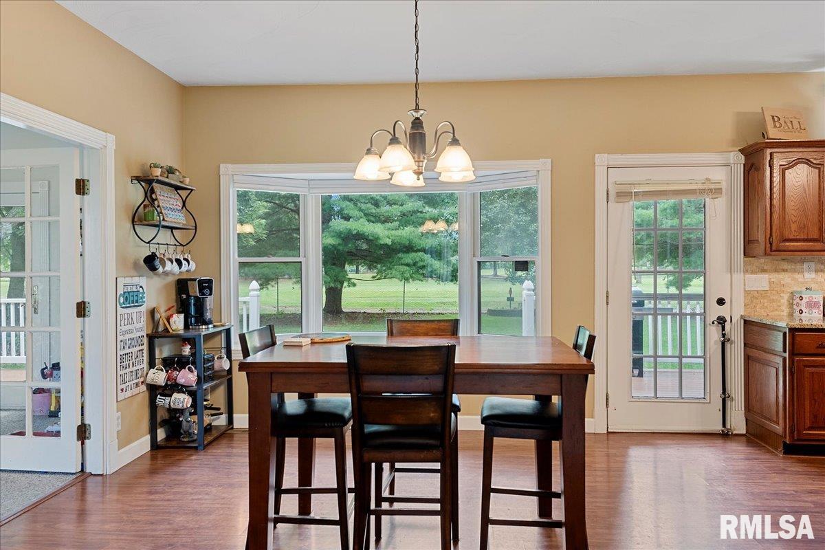 1450 Lenhart Road Springfield, IL 62711 - Photo 17 of 46 Gallery Image 17