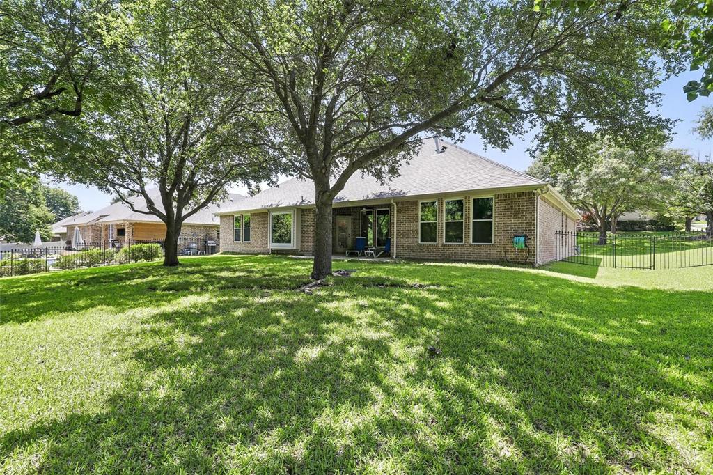 8974 Ranch Bluff Court Benbrook, TX 76126 - Photo 31 of 37