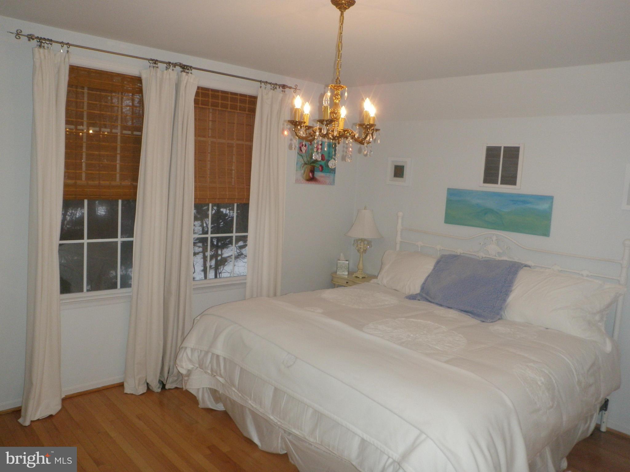 107 Shore Road Arnold, MD 21012 - Photo 26 of 30 Bedroom