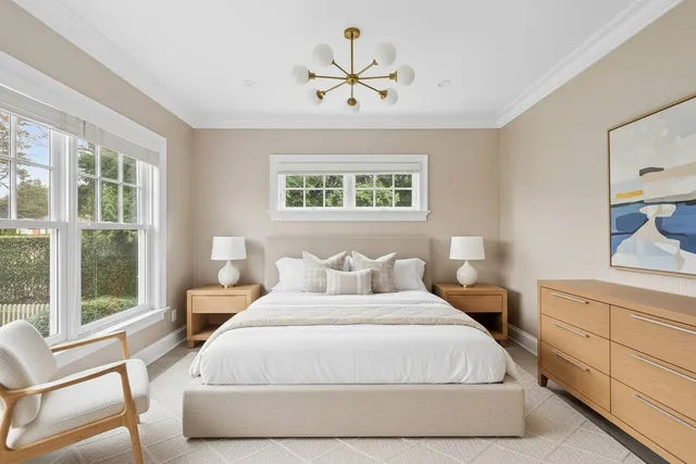 $4,075,000 | 61 Dayton Lane, East Hampton, NY 11937