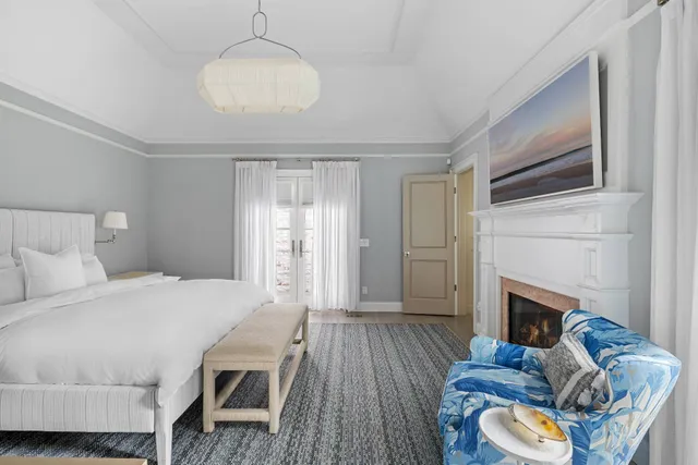 $4,075,000 | 61 Dayton Lane, East Hampton, NY 11937