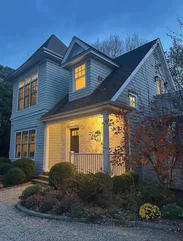 $4,075,000 | 61 Dayton Lane, East Hampton, NY 11937