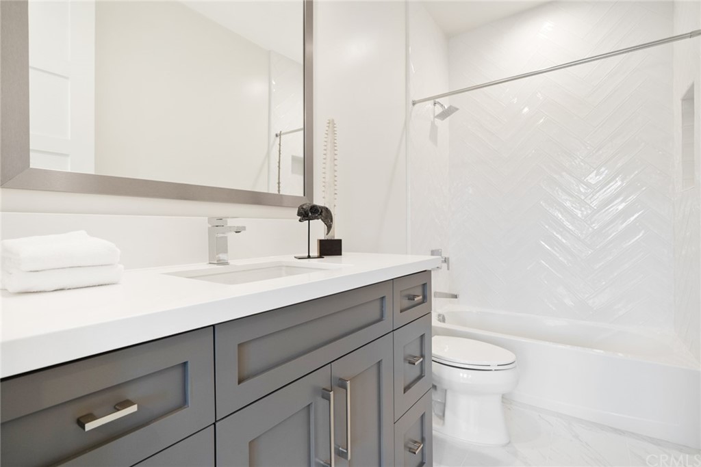 72 Hartman Irvine, CA 92618 - Photo 30 of 52