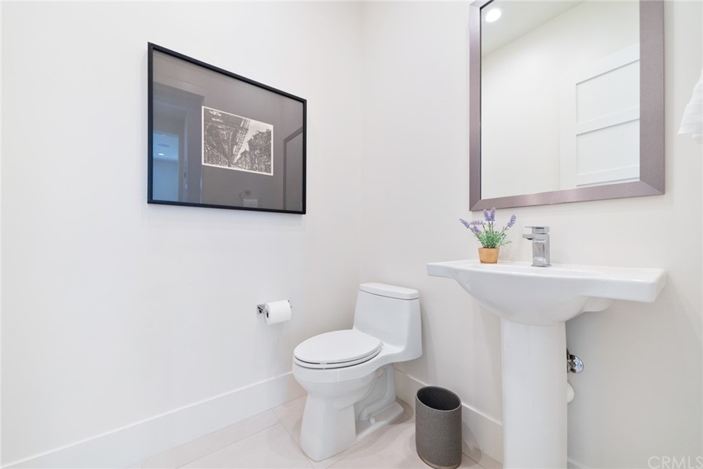 72 Hartman Irvine, CA 92618 - Photo 40 of 52