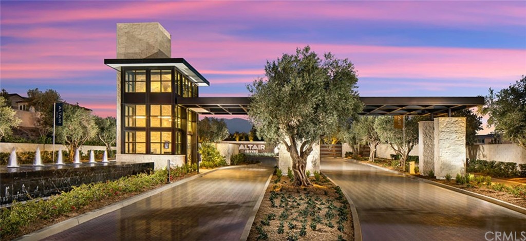 72 Hartman Irvine, CA 92618 - Photo 52 of 52 a front view of a house with a yard