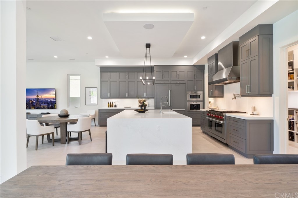 72 Hartman Irvine, CA 92618 - Photo 6 of 52