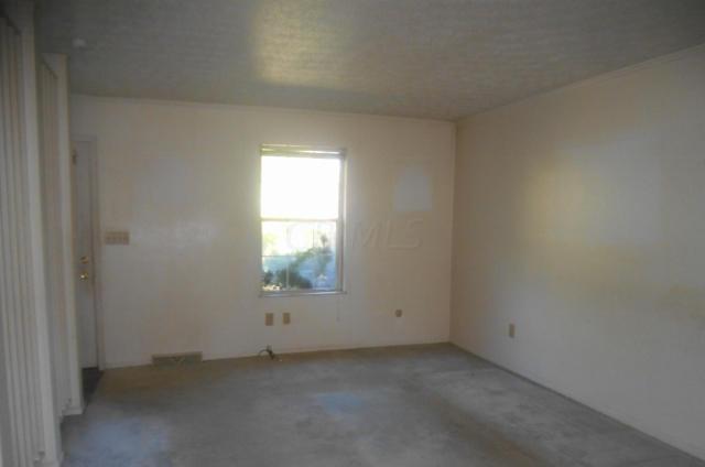 2754 Petzinger Road Columbus, OH 43209 - Photo 4 of 11 Gallery Image 4