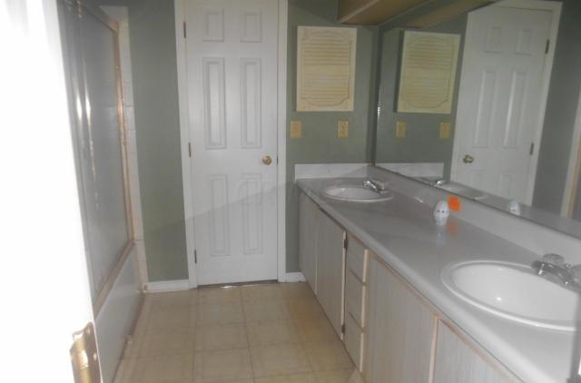 2754 Petzinger Road Columbus, OH 43209 - Photo 9 of 11 Gallery Image 9