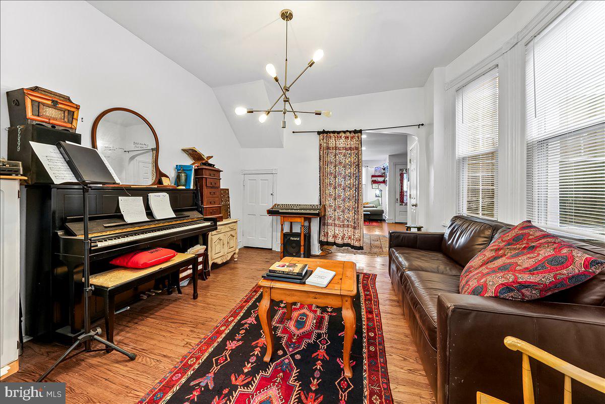 5451 Pine Street Philadelphia, PA 19143 - Photo 19 of 34