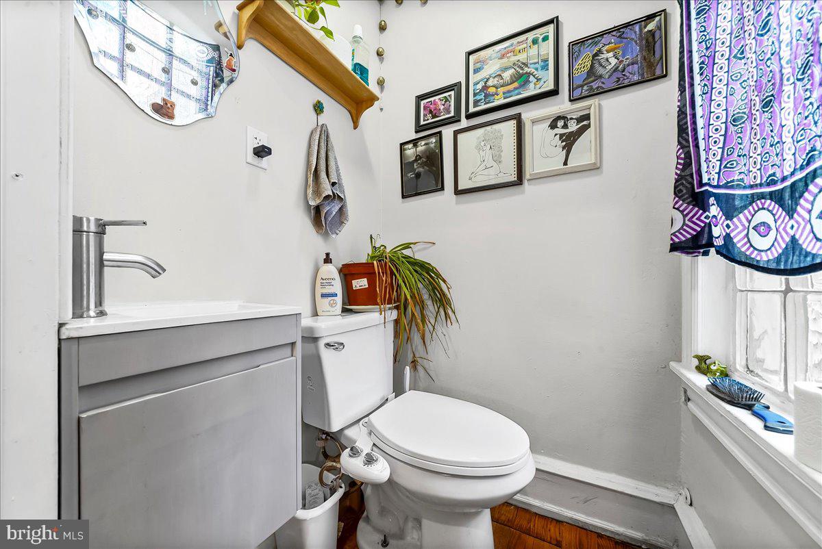 5451 Pine Street Philadelphia, PA 19143 - Photo 20 of 34 First Floor Powder Room