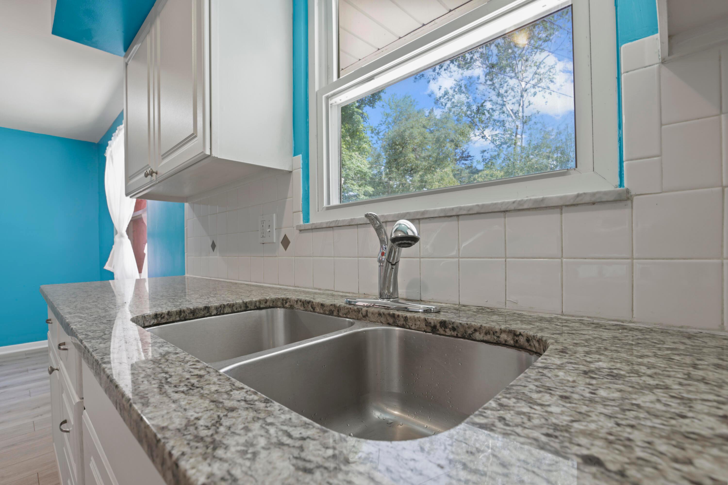 1678 Norma Road Columbus, OH 43229 - Photo 23 of 56 GR7A6631