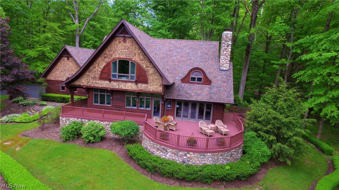 2704 Howland Wilson Road Northeast Warren, OH 44484 - Photo 2 of 34 Gallery Image 2