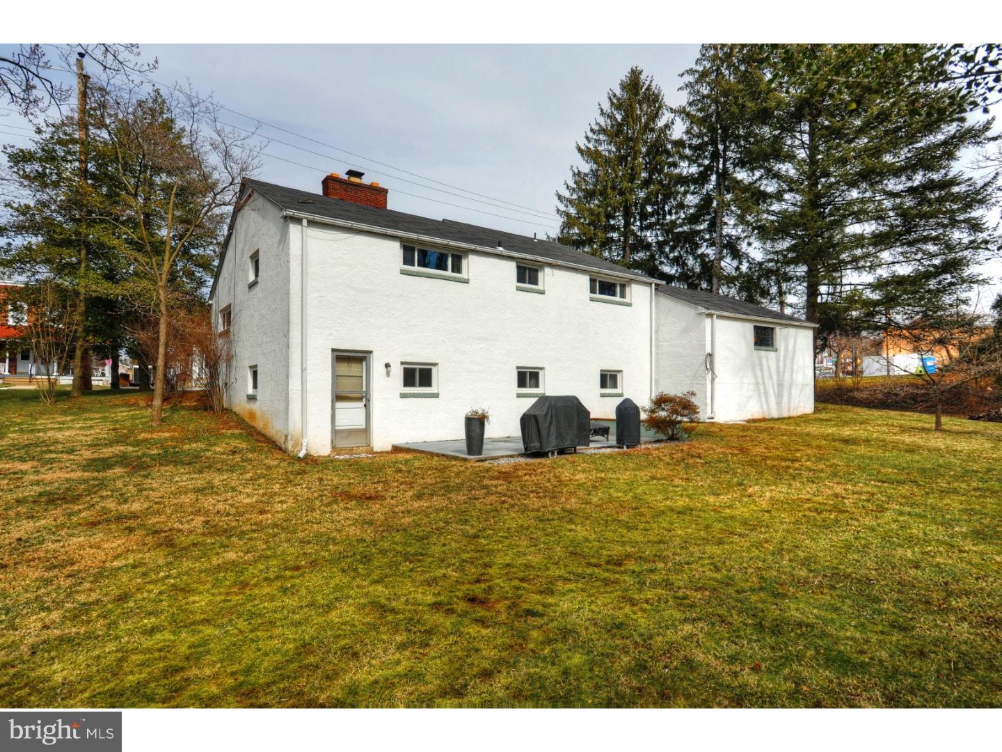 14 Egypt Road Norristown, PA 19403 - Photo 3 of 25 Gallery Image 3